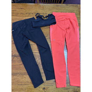 Fabletics Leggings 2 And Sports Bra Women’s Small LL64